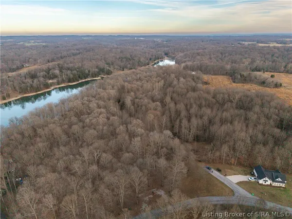 $199,000 | Pine Shore Drive, Elizabeth, IN 47117