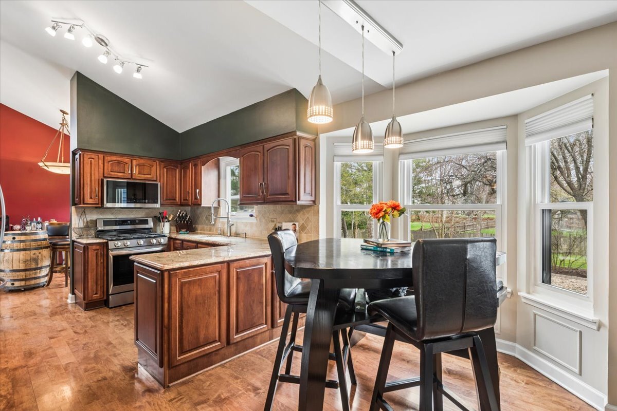 1237 Churchill Road Bartlett, IL 60103 - Photo 12 of 35