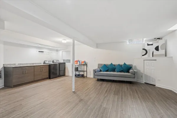 $500,000 | 1237 Churchill Road, Bartlett, IL 60103