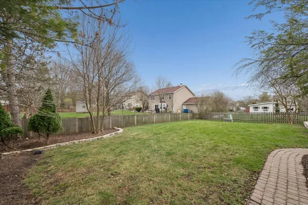 $500,000 | 1237 Churchill Road, Bartlett, IL 60103