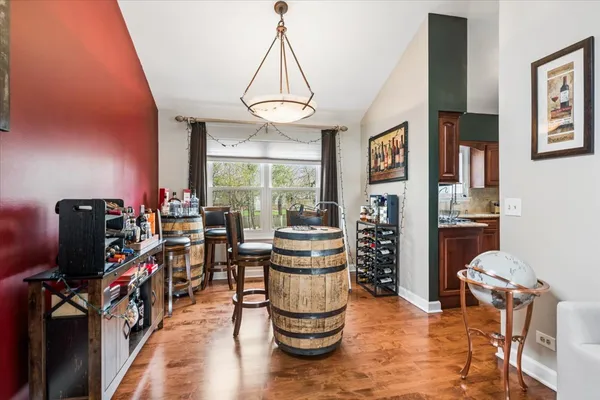 $500,000 | 1237 Churchill Road, Bartlett, IL 60103