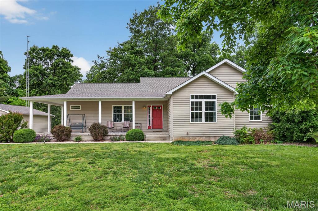 588 Deerfield Road Walnut Hill, IL 62893 - Photo 1 of 46