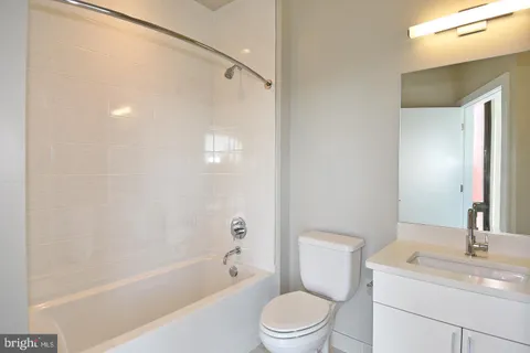 $3,200 | 1500 Pennsylvania Ave. Southeast, Unit 308, Washington, DC 20003