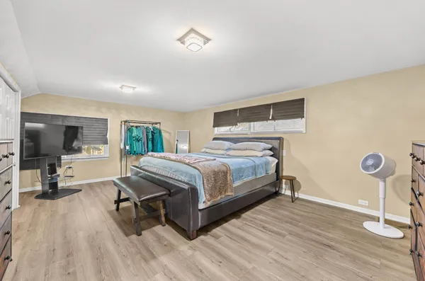 $3,000 | 4136 Park Avenue, Brookfield, IL 60513