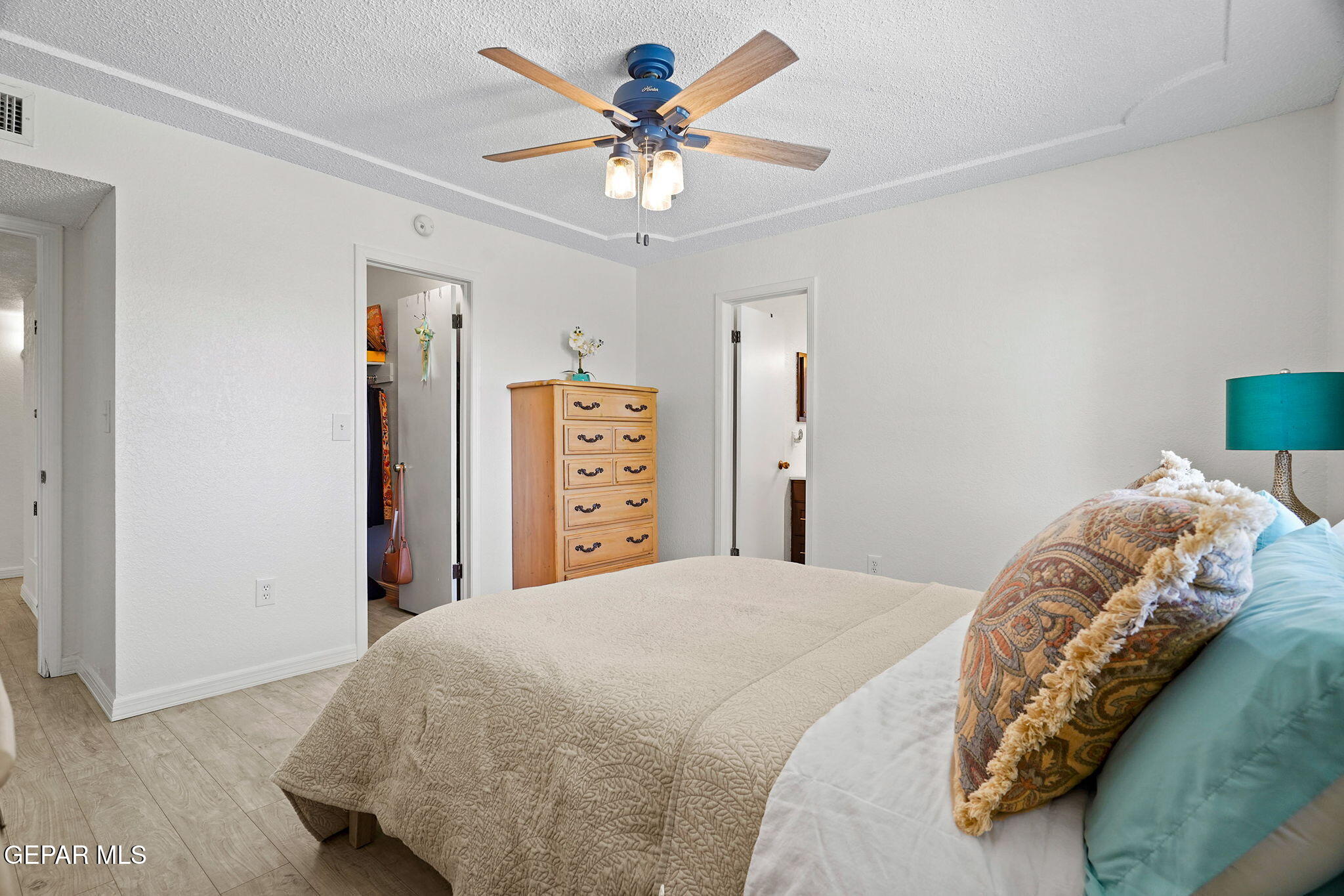 11230 Red Hawk Lane El Paso, TX 79936 - Photo 17 of 40 28-web-or-mls-DSC05698