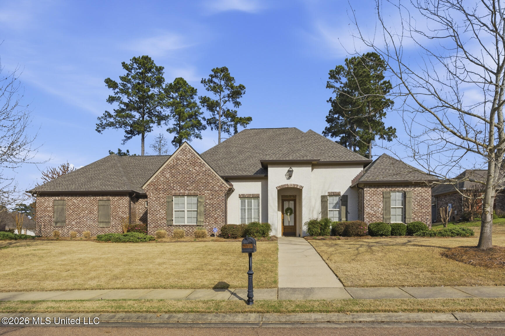 104 Tailfeather Drive Madison, MS 39110 - Photo 1 of 36 104 Tail Feather-2
