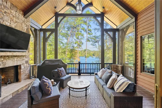 $2,999,685 | 240 Featherstone Drive, Sunset, SC 29685