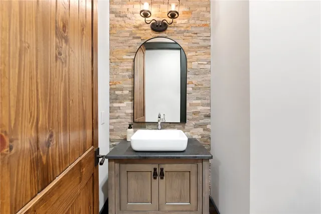 $2,999,685 | 240 Featherstone Drive, Sunset, SC 29685