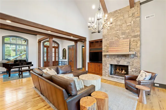 $2,999,685 | 240 Featherstone Drive, Sunset, SC 29685