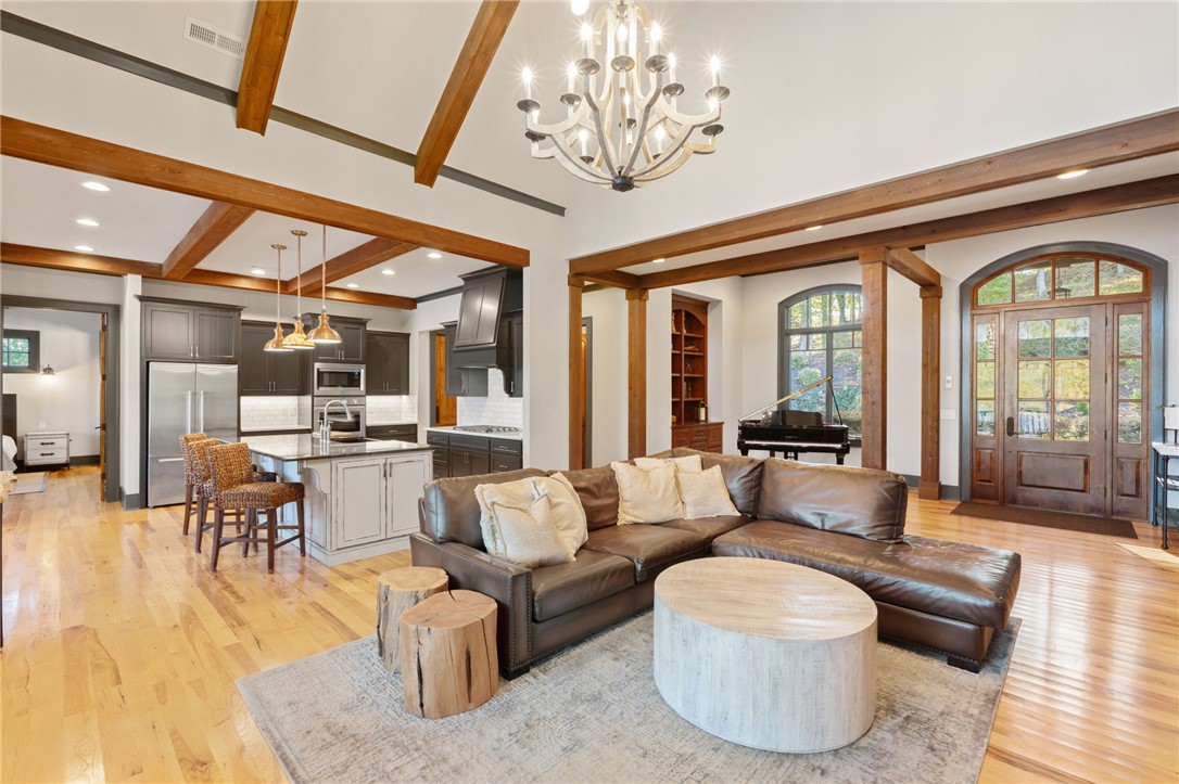 240 Featherstone Drive Sunset, SC 29685 - Photo 8 of 50