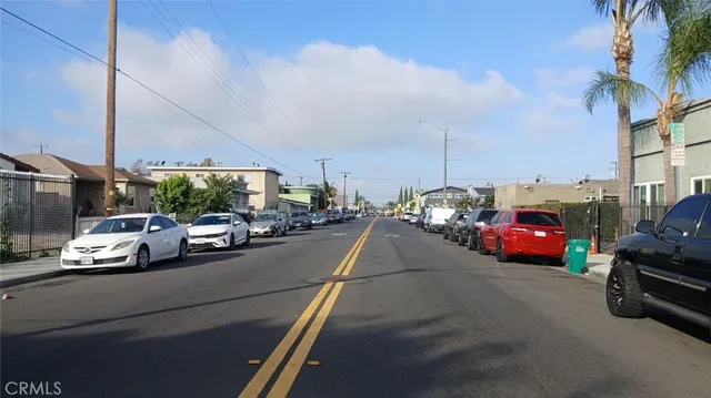 $1,200,000 | 456 East Market Street, Long Beach, CA 90805