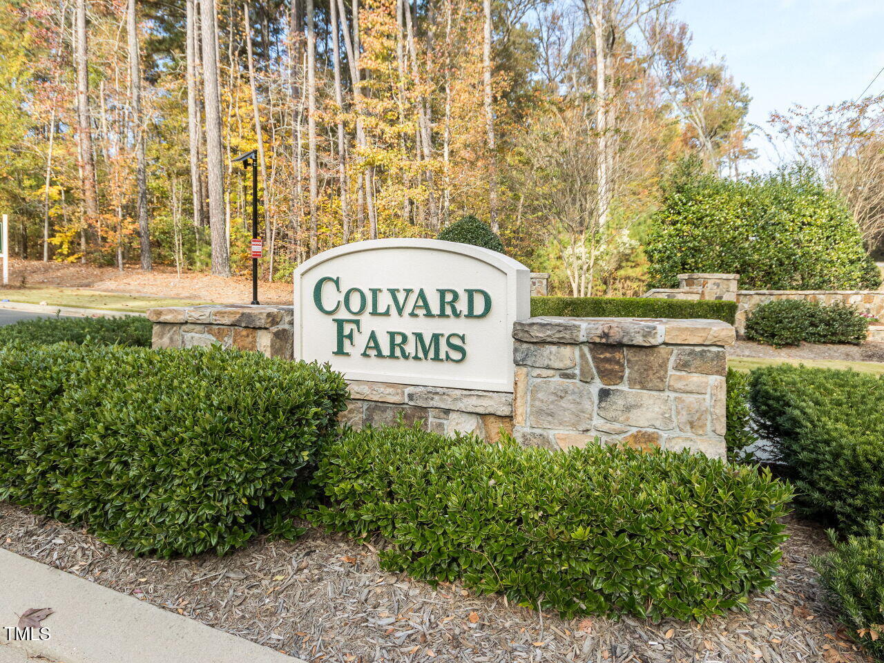 422 Colvard Woods Way Durham, NC 27713 - Photo 1 of 24 011-1280x960-community-sign