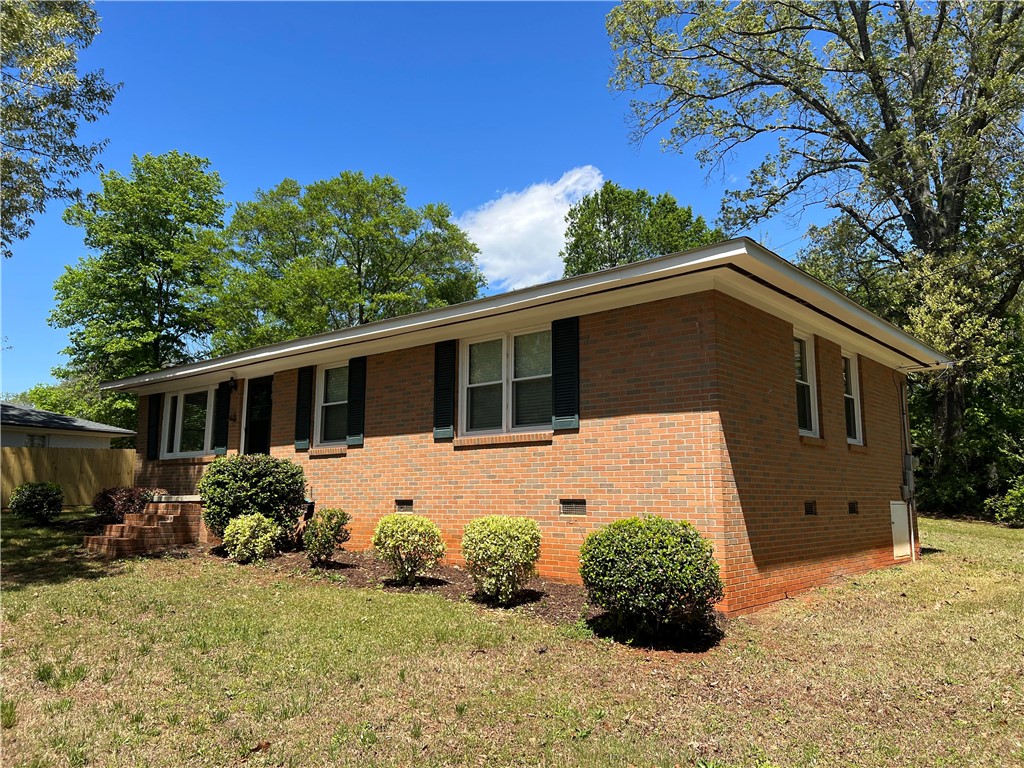 2016 Corinth Drive Seneca, SC 29672 - Photo 17 of 21