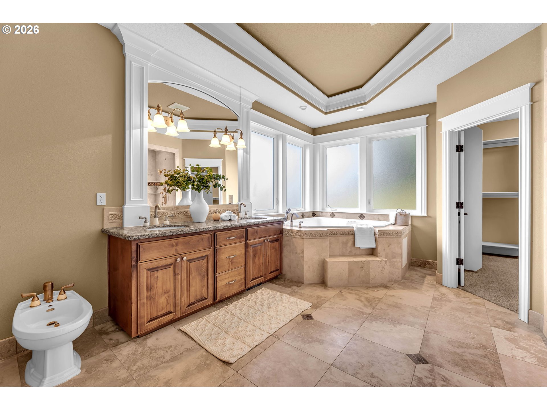 4314 Northeast Landerholm Road La Center, WA 98629 - Photo 31 of 48 Owner's Suite Bathroom