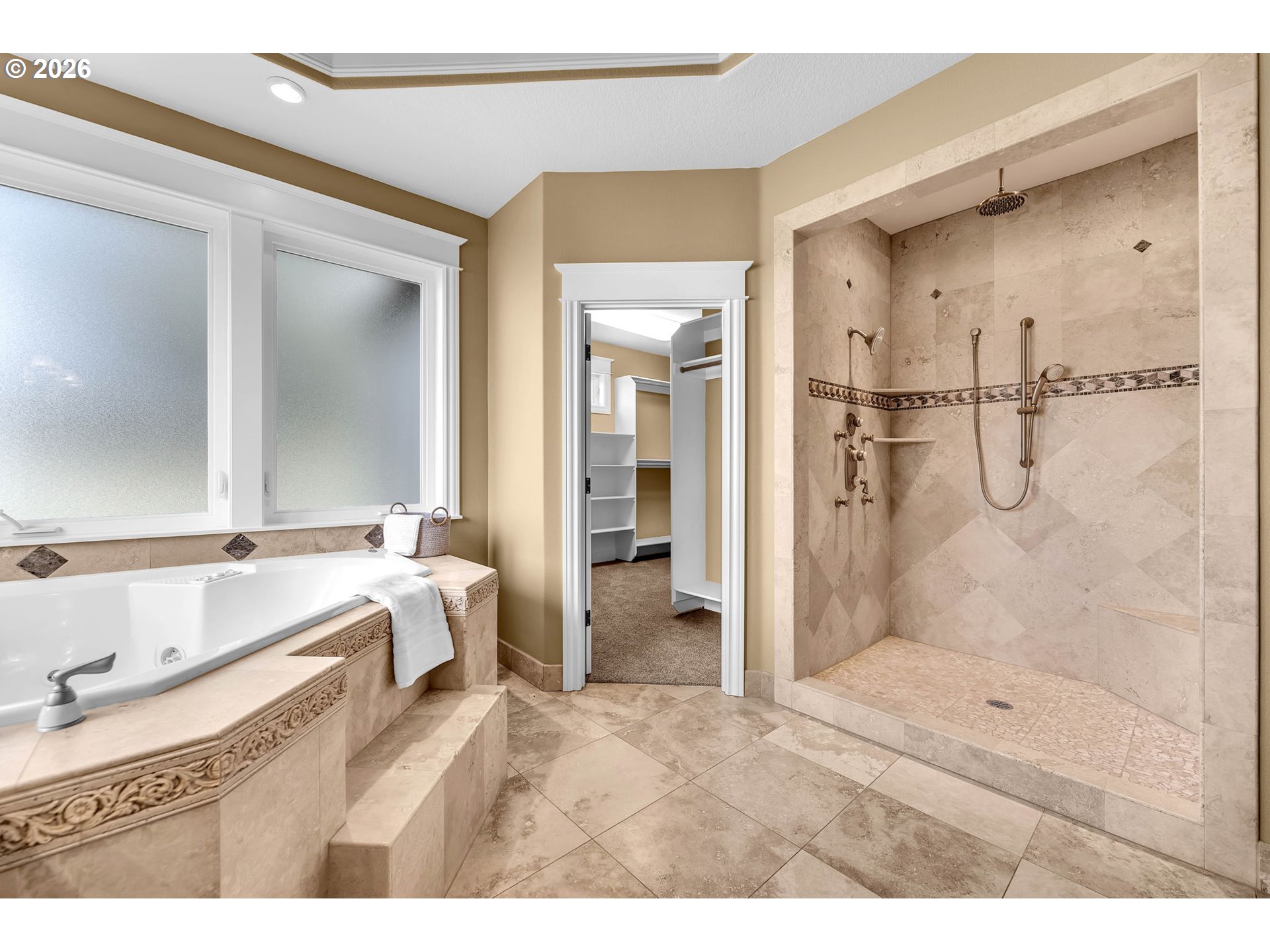 4314 Northeast Landerholm Road La Center, WA 98629 - Photo 32 of 48 Owner's Suite Bathroom