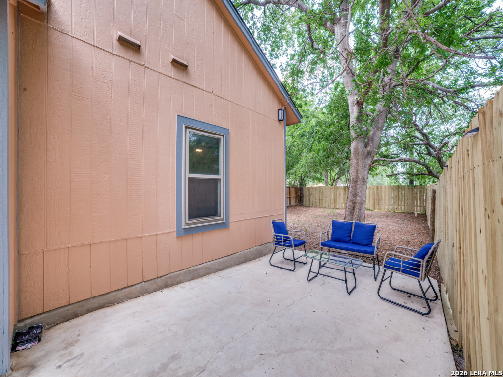 3439 Ridge Ranch San Antonio, TX 78247 - Photo 20 of 25 a backyard of a house with chairs