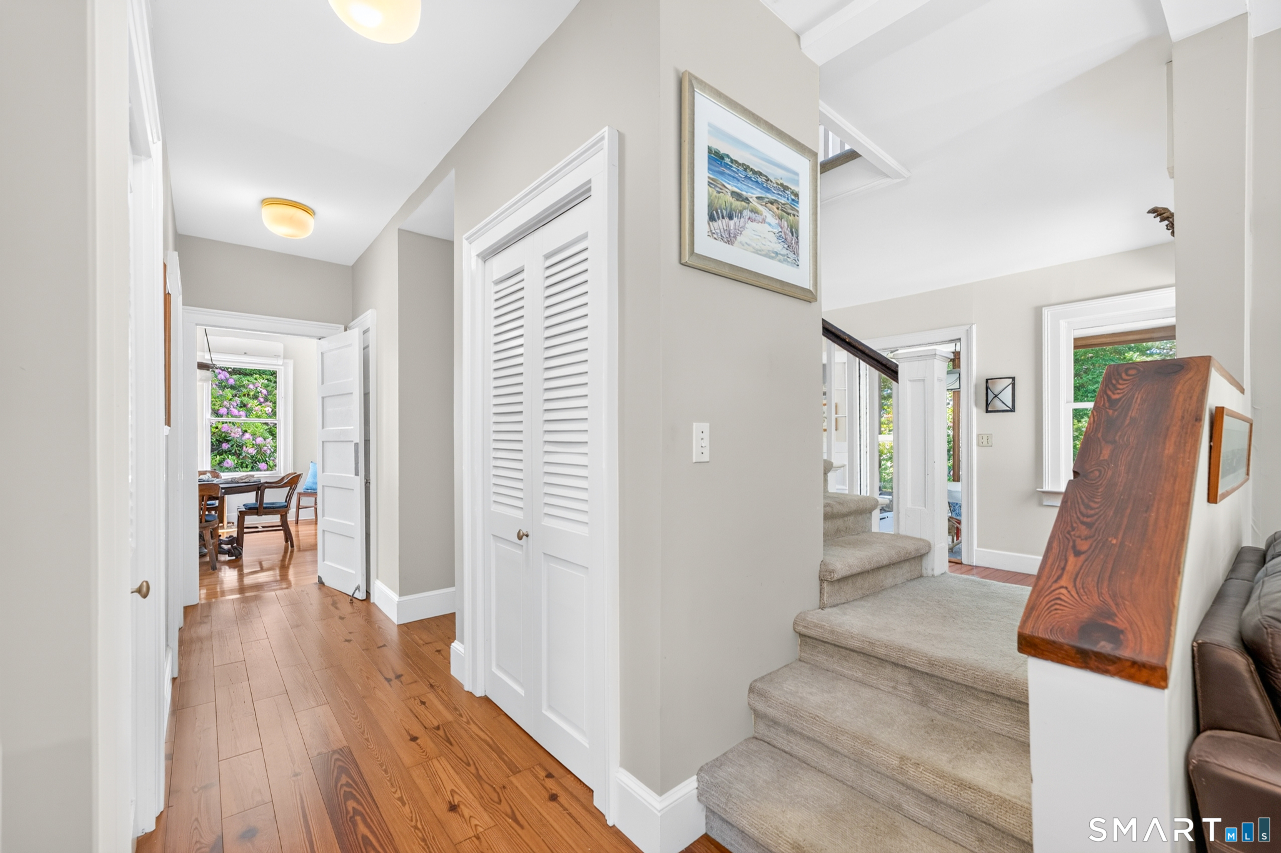 697 Noank Road Groton, CT 06355 - Photo 6 of 39