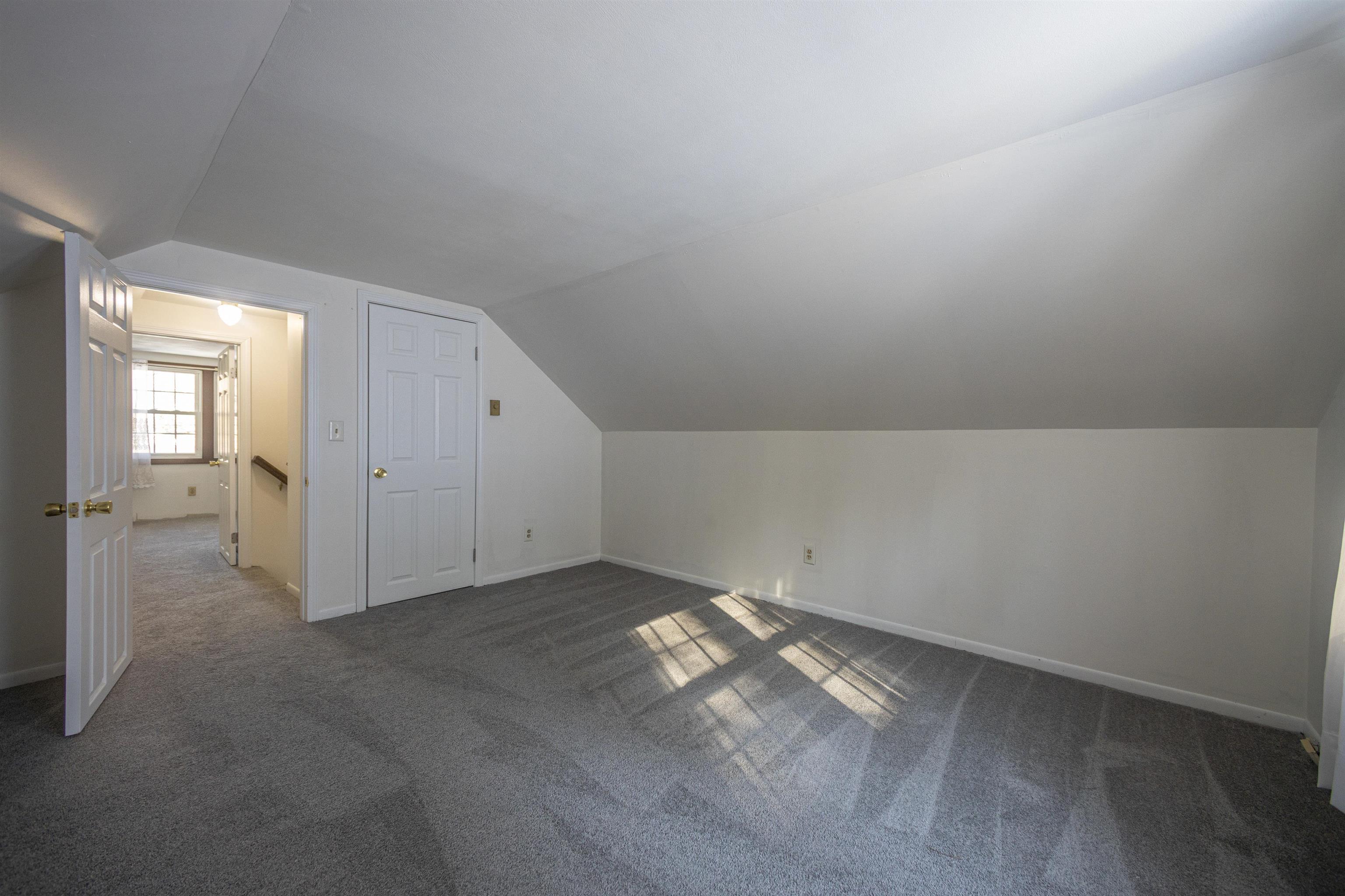 31 Tami Lane Epping, NH 03042 - Photo 11 of 18