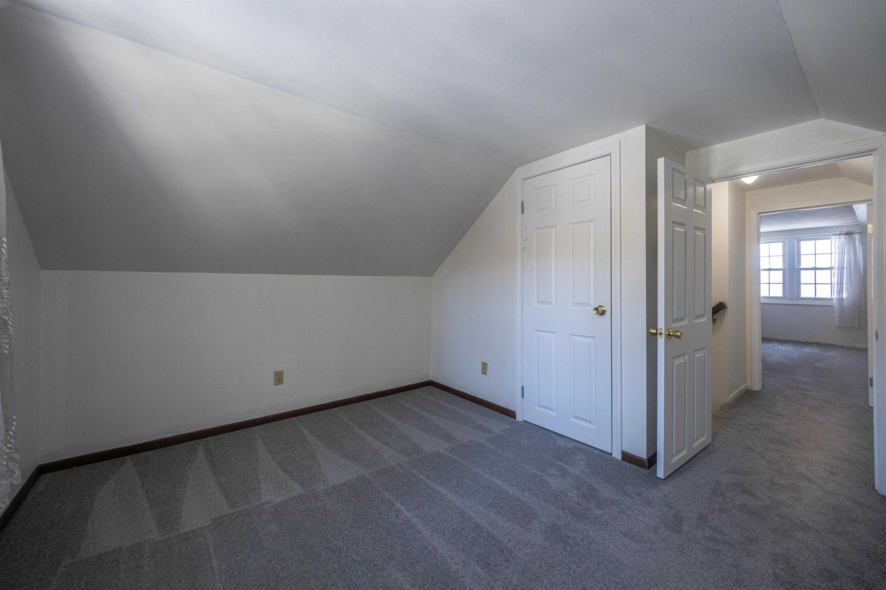 31 Tami Lane Epping, NH 03042 - Photo 10 of 18