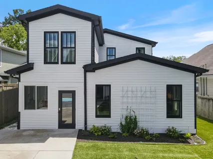 $2,250,000 | 922 Lawrence Avenue, Nashville, TN 37204