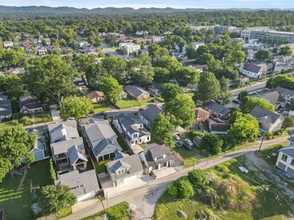 $2,250,000 | 922 Lawrence Avenue, Nashville, TN 37204