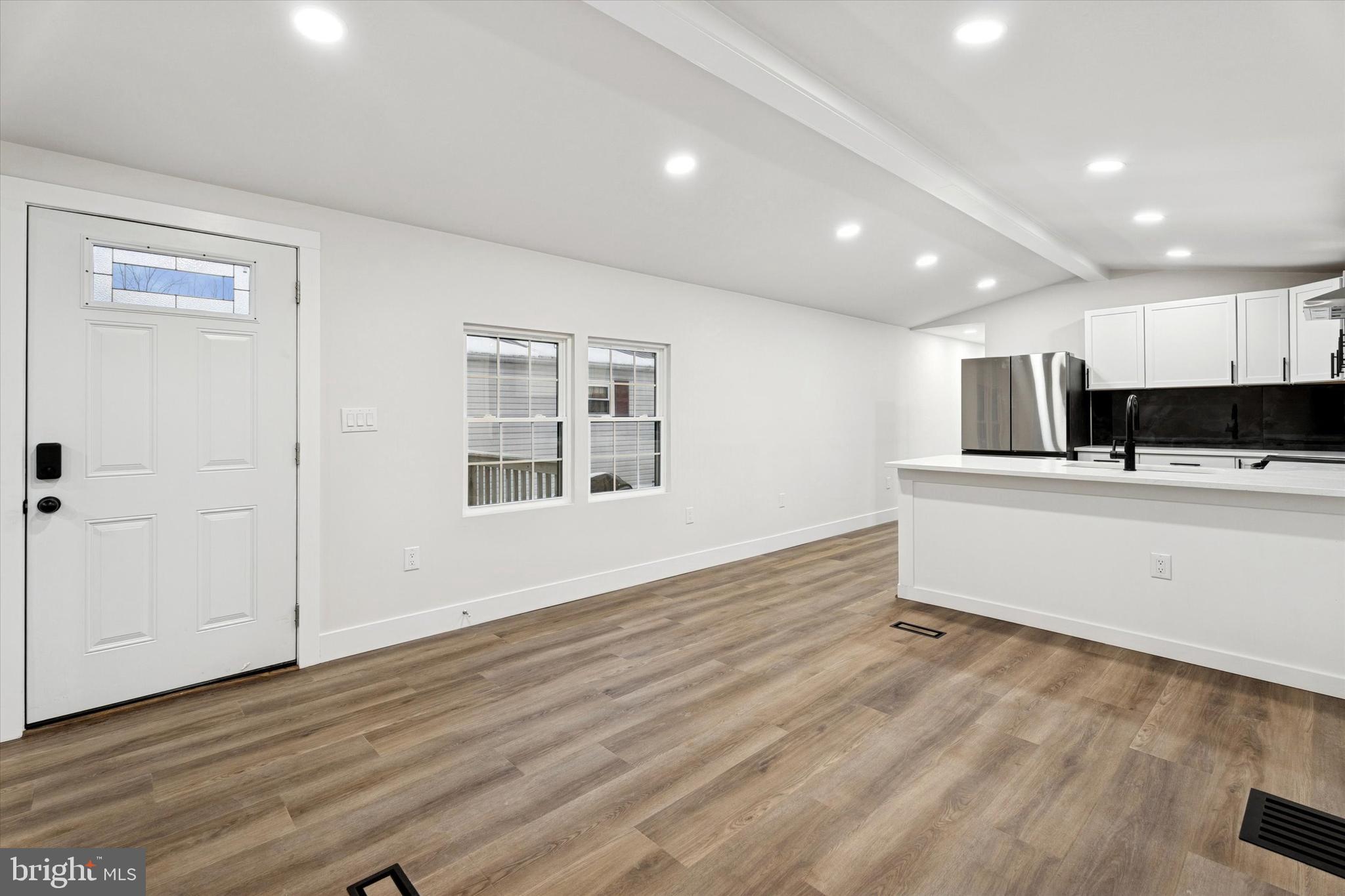 114 Linden Drive Spring City, PA 19475 - Photo 5 of 14