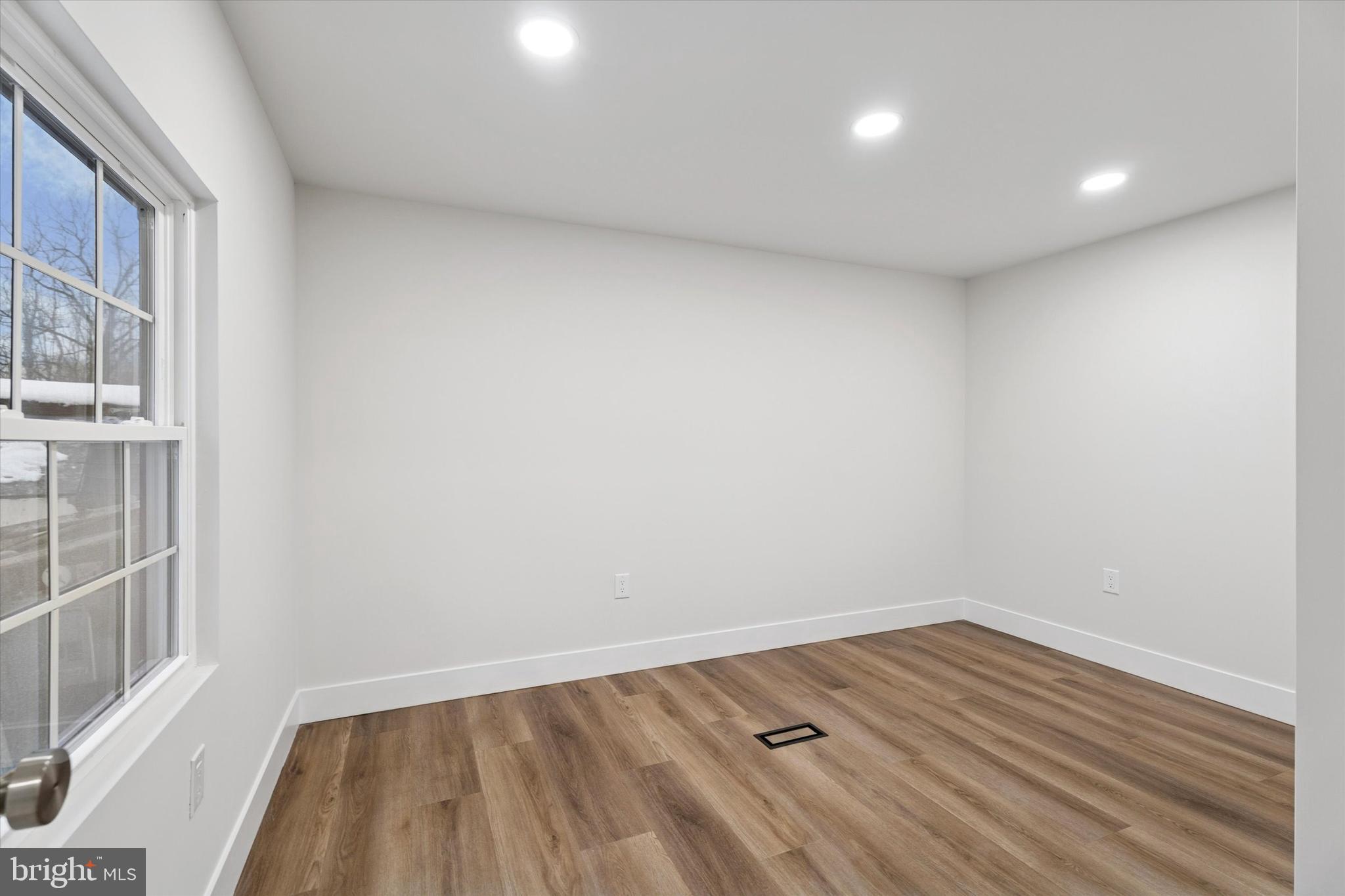 114 Linden Drive Spring City, PA 19475 - Photo 10 of 14 Bedroom 2