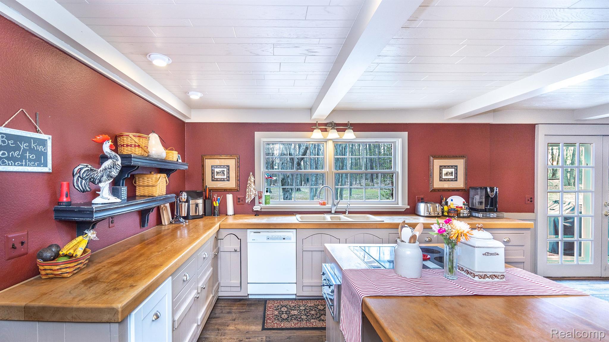 21500 Currie Road Northville, MI 48167 - Photo 16 of 40 Gallery Image 16