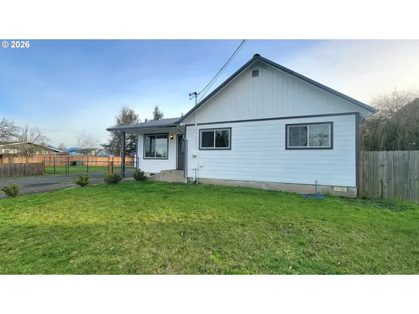$399,000 | 800 Territorial Street, Harrisburg, OR 97446