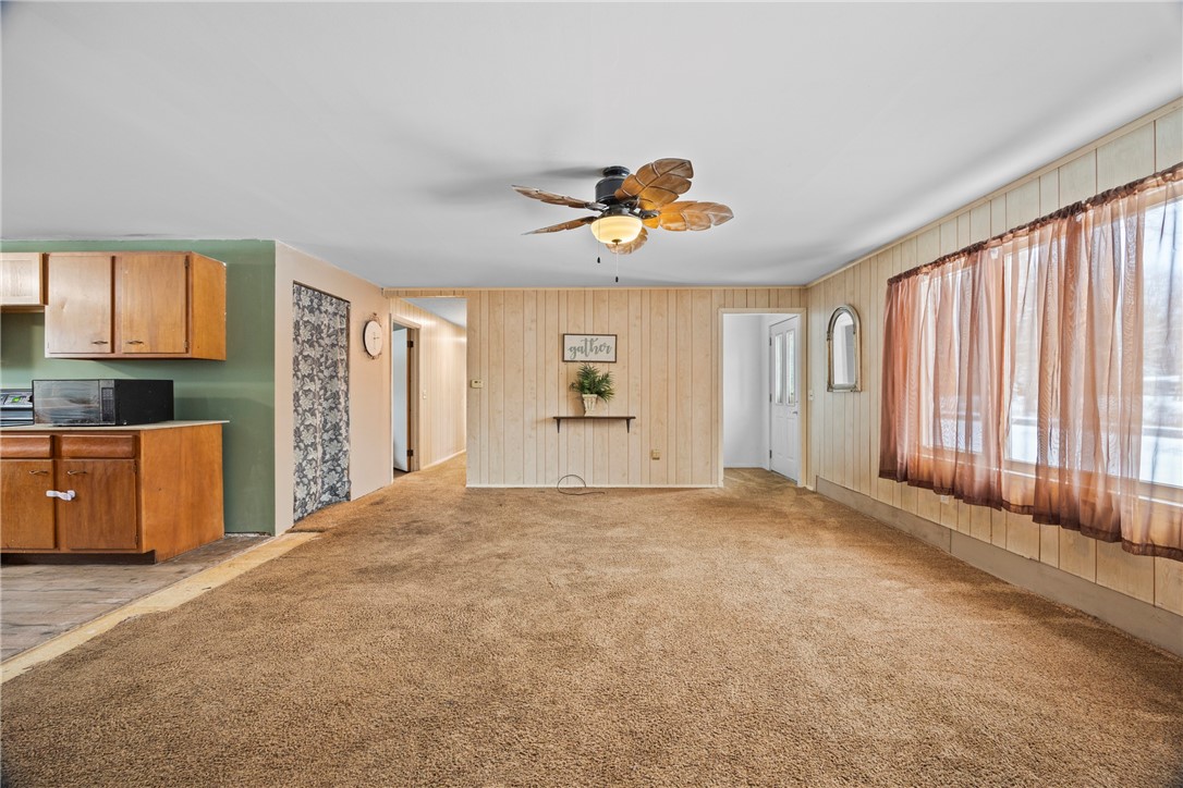 2466 Reed Road Waterloo, NY 13165 - Photo 19 of 47 Living Room