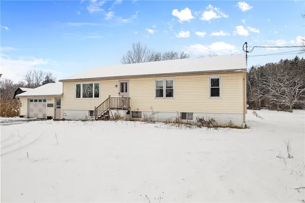 $189,900 | 2466 Reed Road, Waterloo, NY 13165