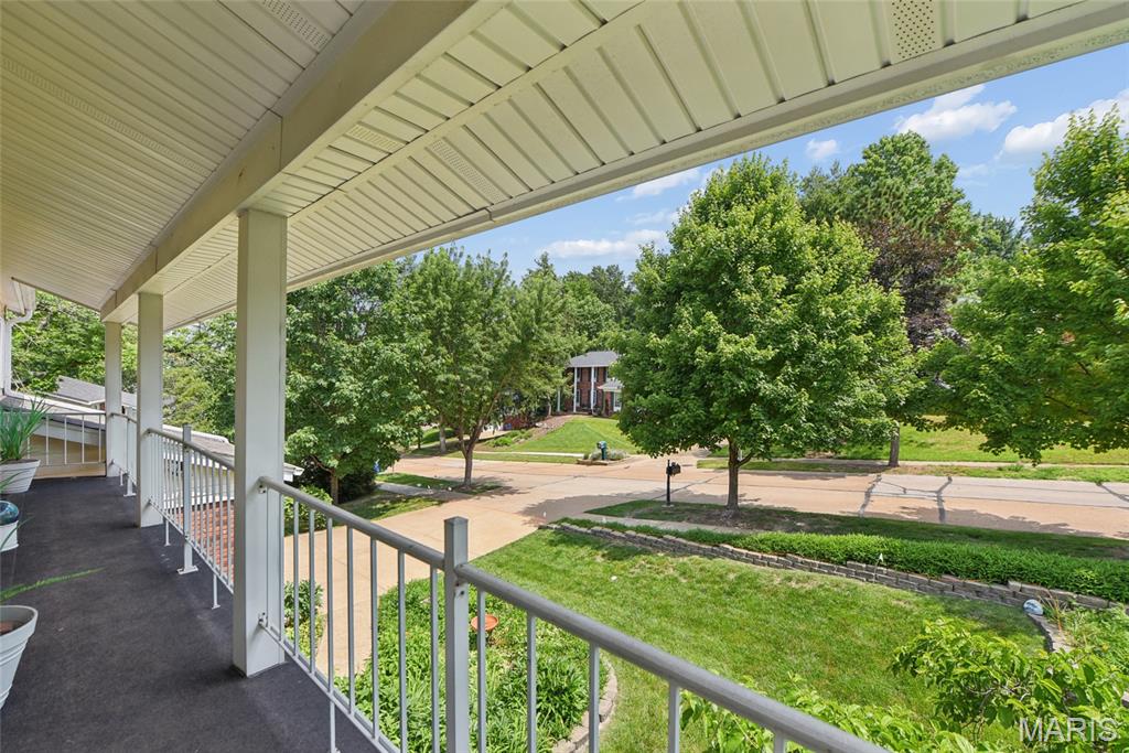 13116 Huntercreek Ridge Road St. Louis, MO 63131 - Photo 20 of 38