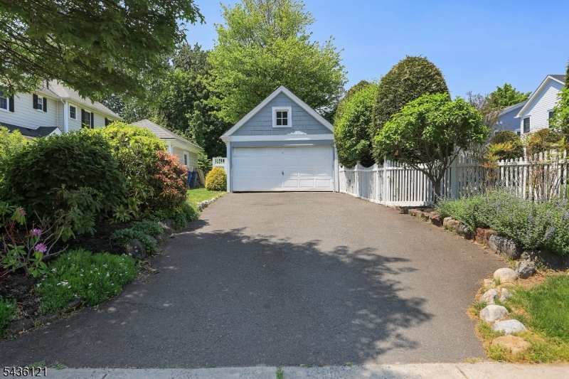 199 Lincoln Road Westfield, NJ 07090 - Photo 38 of 44