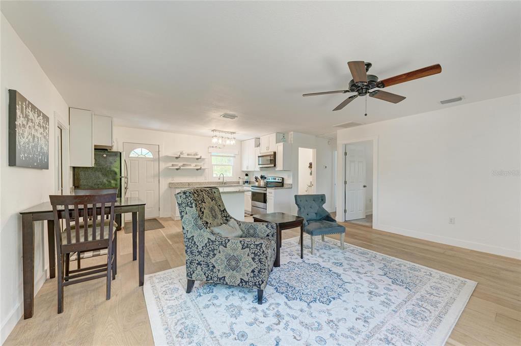 901 Oak Street Southwest Ruskin, FL 33570 - Photo 13 of 63