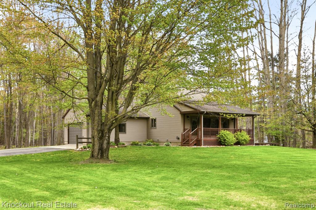 1608 South Pinnebog Road Bad Axe, MI 48413 - Photo 1 of 54