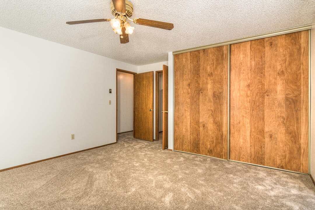 19166 Kiowa Road Bend, OR 97702 - Photo 13 of 34 a view of an empty room with a window