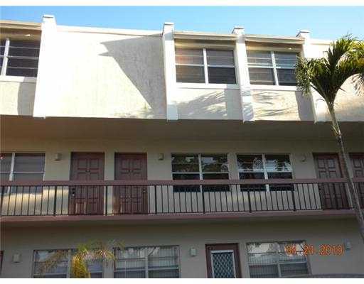9500 Southwest 3rd Street, Unit 214 Boca Raton, FL 33428 - Photo 1 of 16 Primary Photo