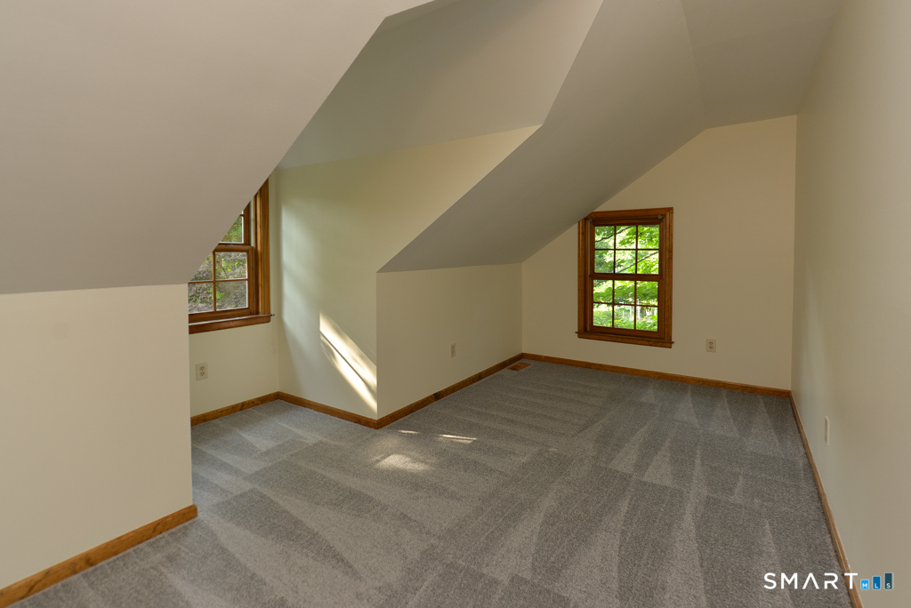 53 Holbrook Road Seymour, CT 06483 - Photo 19 of 23