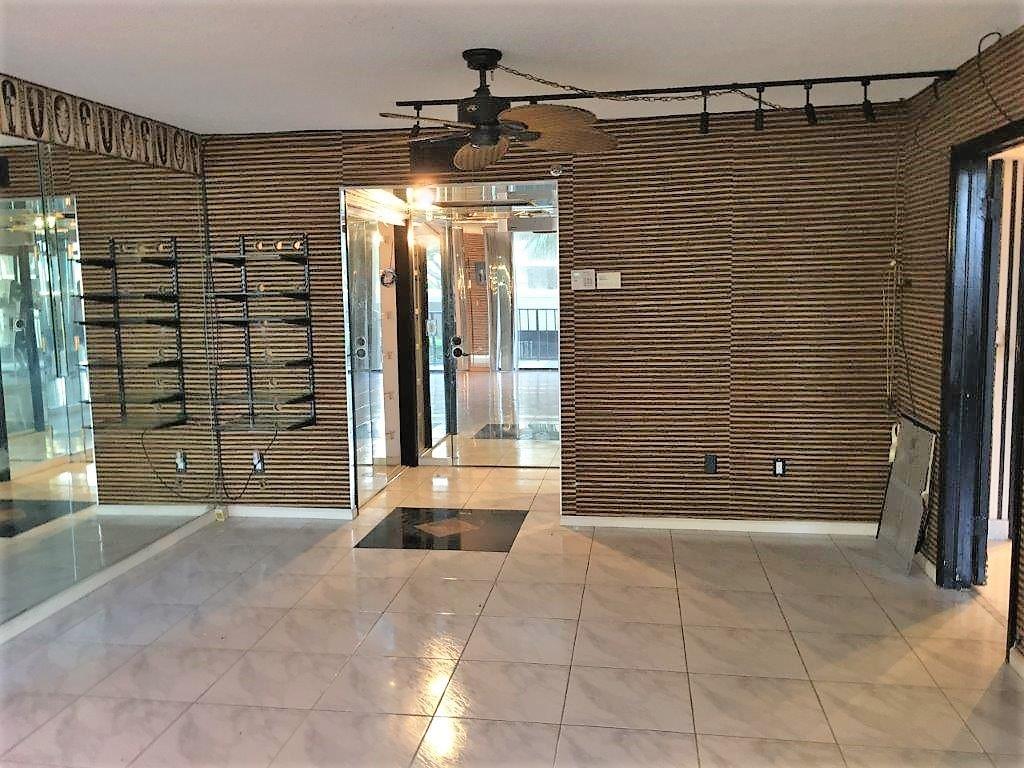 859 Jeffery Street, Unit 212 Boca Raton, FL 33487 - Photo 2 of 19 Living Room (2)