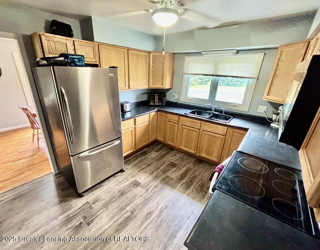 7585 Oneida Road Grand Ledge, MI 48837 - Photo 16 of 59 Screenshot 2025-04-22 at 2.02.02PM