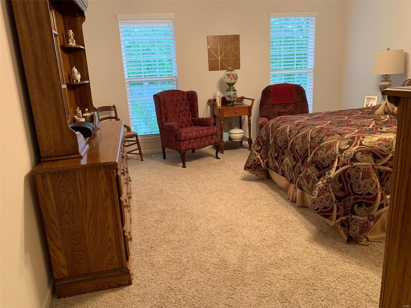4912 Castlegate Lane Godfrey, IL 62035 - Photo 8 of 19 Gallery Image 8