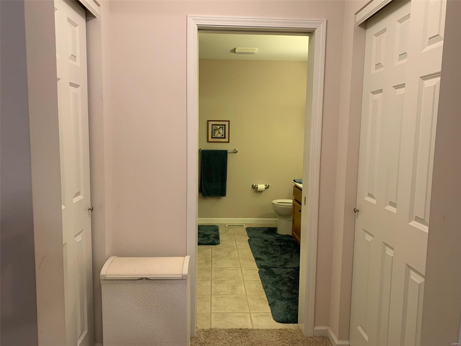 4912 Castlegate Lane Godfrey, IL 62035 - Photo 10 of 19 Gallery Image 10