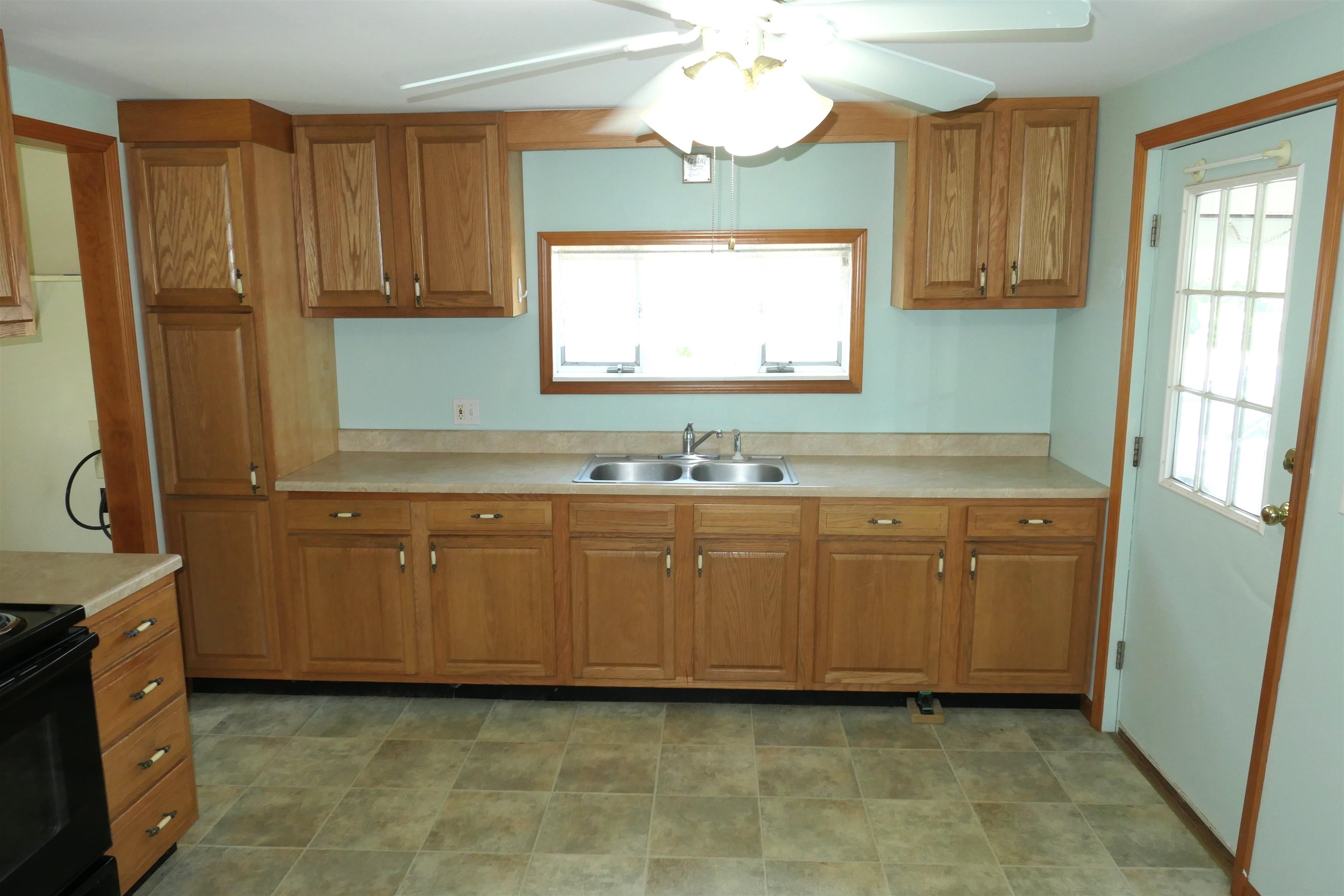 8499 North Wheeler Road Wheeler, MI 48662 - Photo 6 of 20