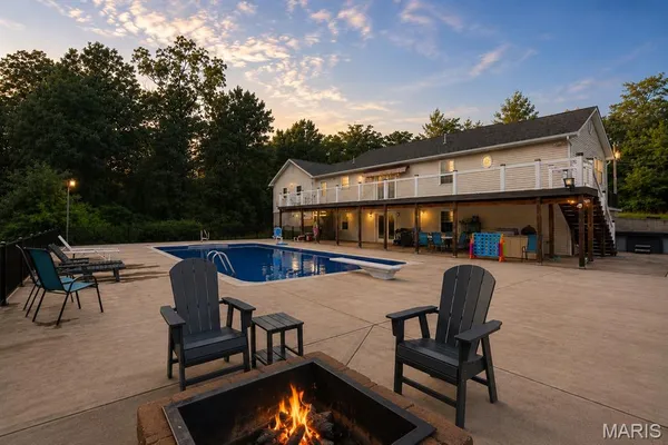 $649,000 | 4714 Huntington Drive, Farmington, MO 63640
