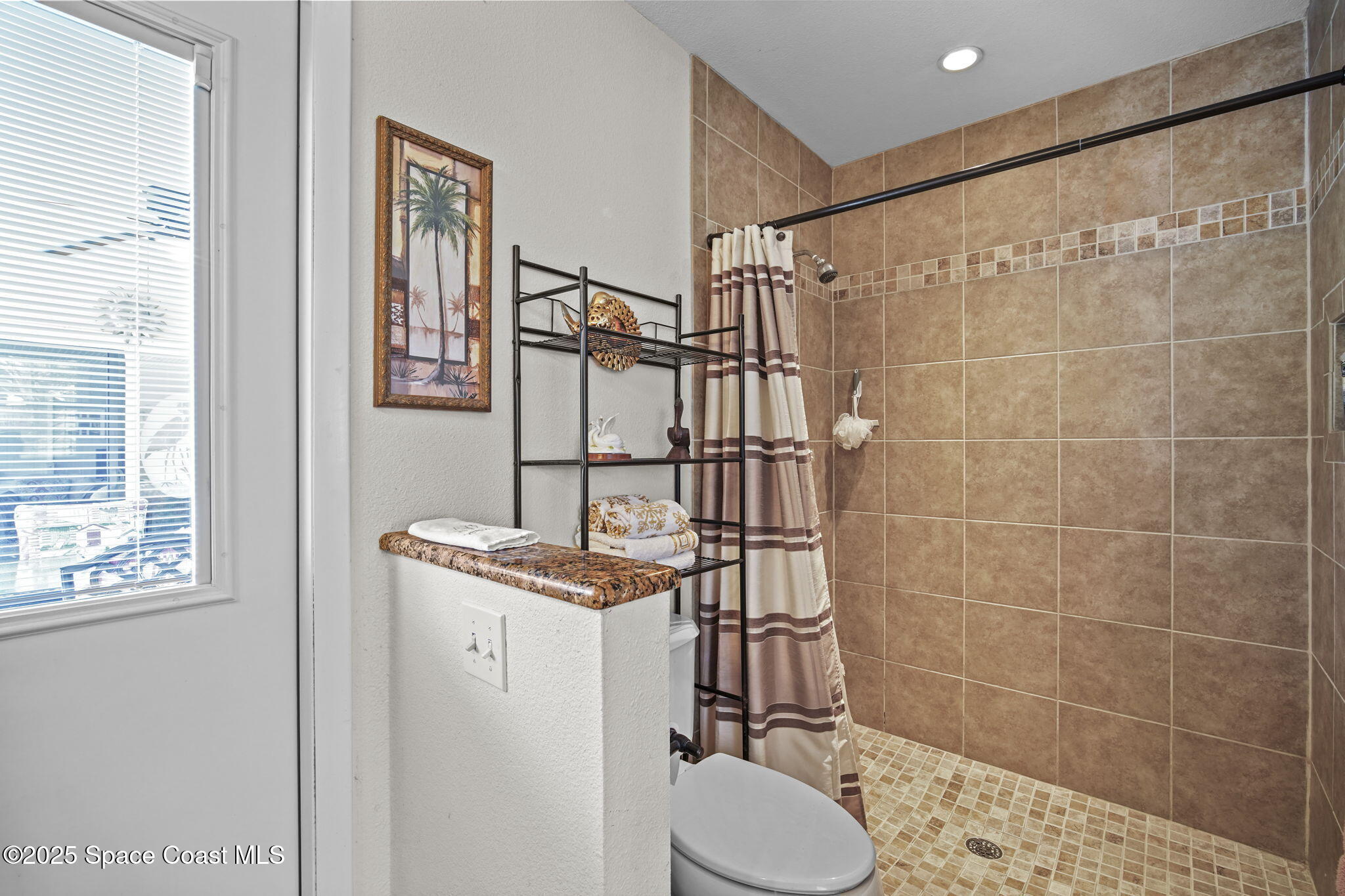 663 Bermuda Road Cocoa Beach, FL 32931 - Photo 14 of 51 19-web-or-mls-BERMUDA_PRIMARYBATH6