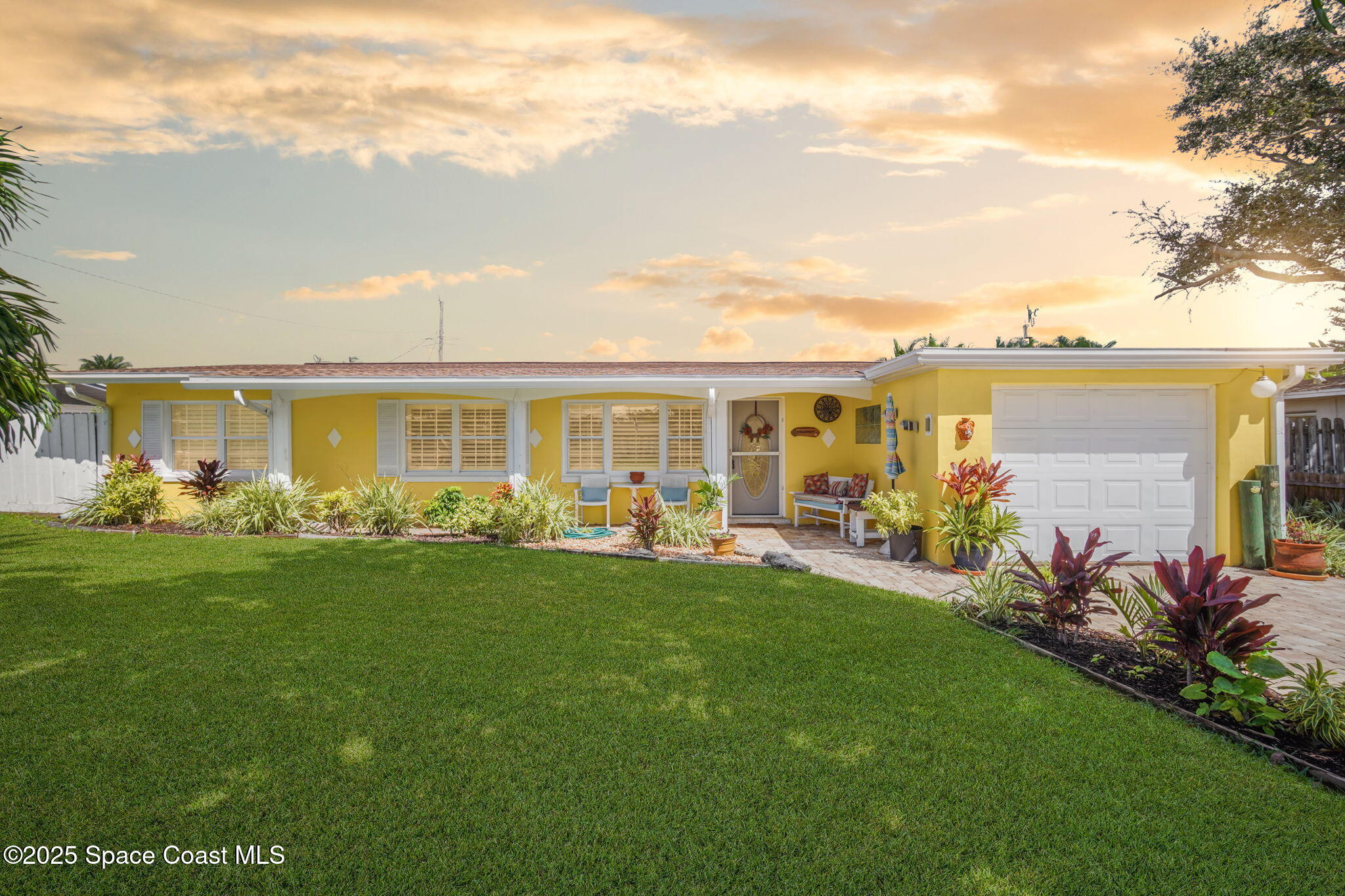 663 Bermuda Road Cocoa Beach, FL 32931 - Photo 40 of 51 40-web-or-mls-BERMUDA_FRONT15