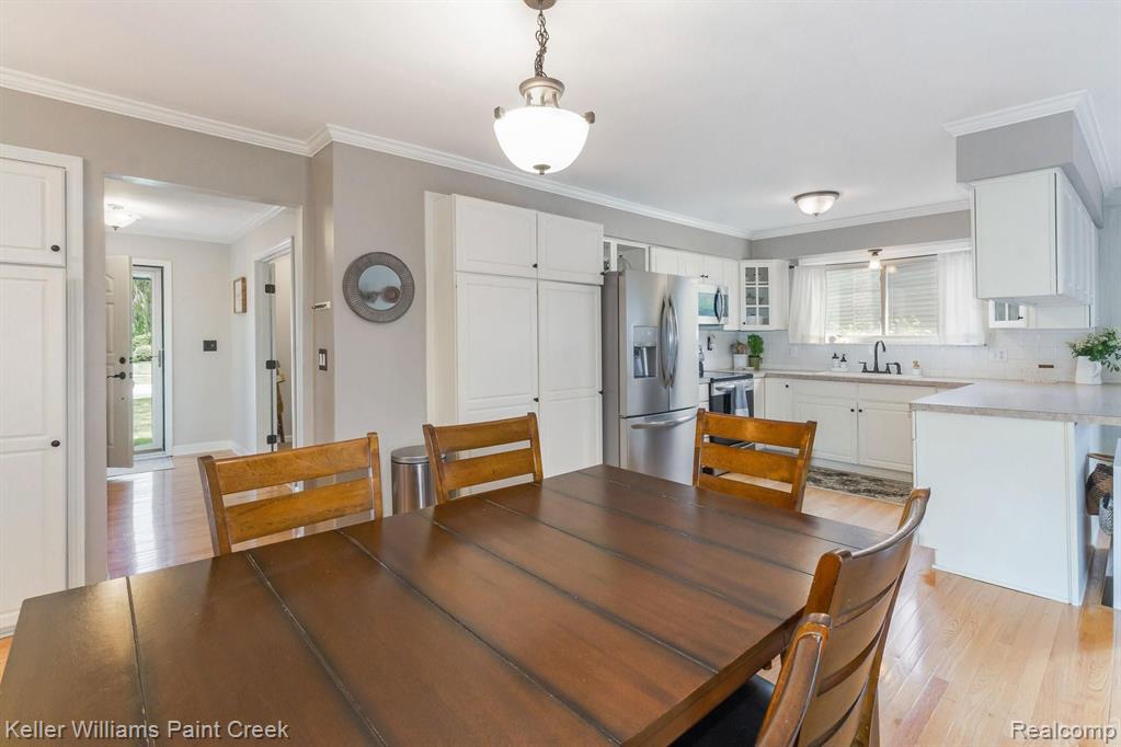 48061 Walden Road Macomb, MI 48044 - Photo 6 of 29