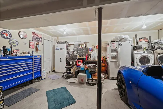 $190,000 | 1232 Northwest Ashley Lane, Grain Valley, MO 64029