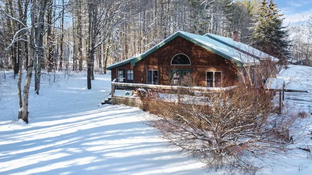 $420,000 | 29 North Hill Road, Buckfield, ME 04220