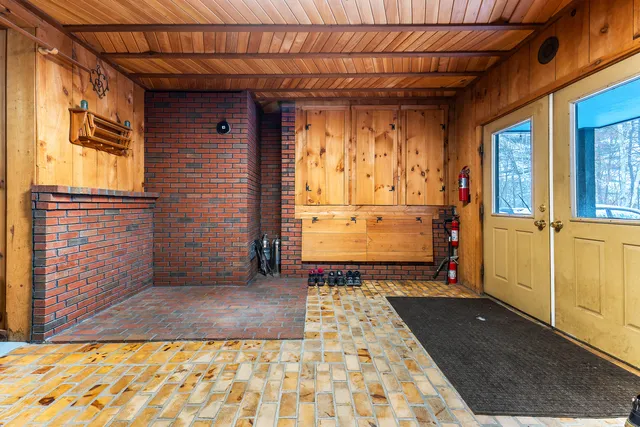 $420,000 | 29 North Hill Road, Buckfield, ME 04220